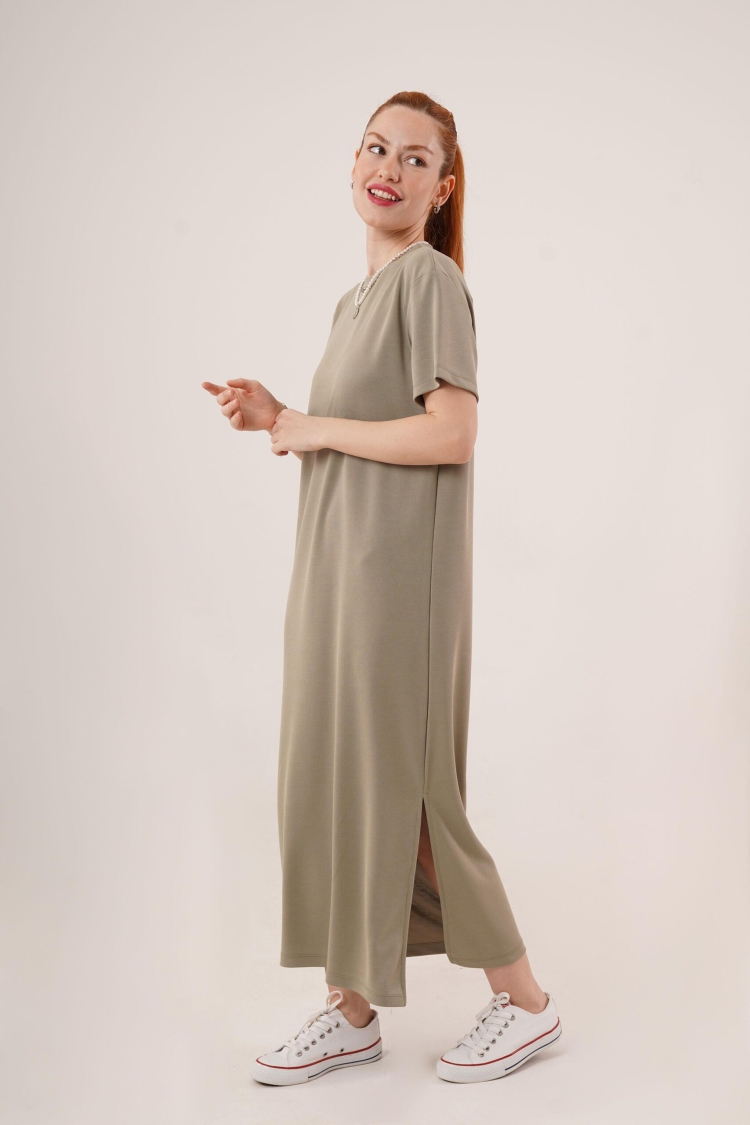 Slit Detailed Short Sleeve Slippery Maxi OilWholesale Dress