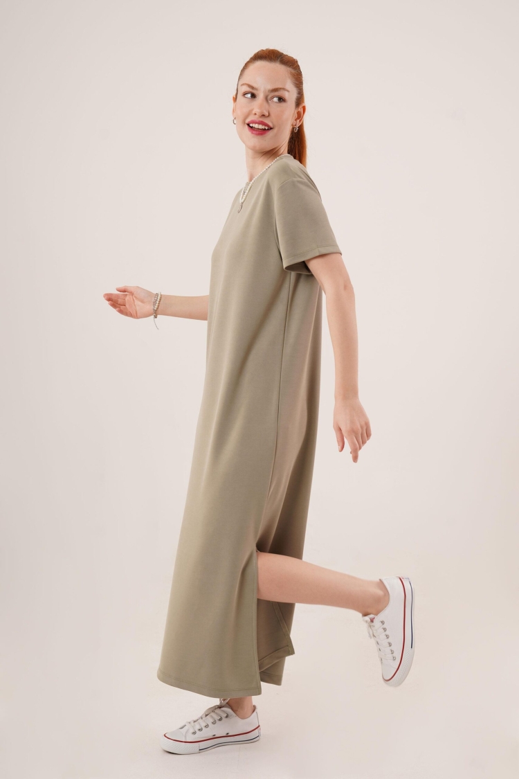 Slit Detailed Short Sleeve Slippery Maxi OilWholesale Dress