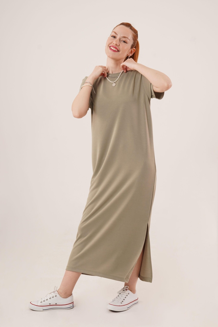 Slit Detailed Short Sleeve Slippery Maxi OilWholesale Dress