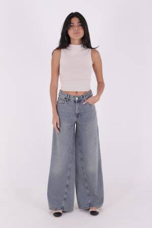 Piece Baggy Jeans - Brand: XLove - Women's Clothing Wholesale - Globality Store