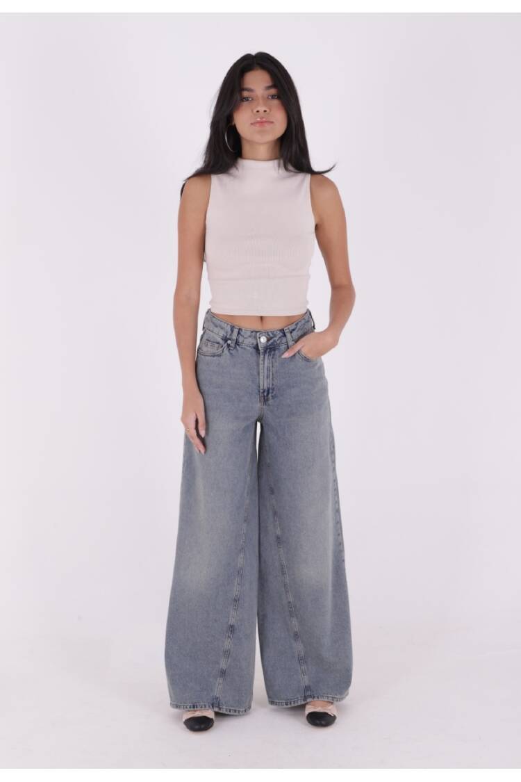 Piece Baggy Jeans - Brand: XLove - Women's Clothing Wholesale - Globality Store