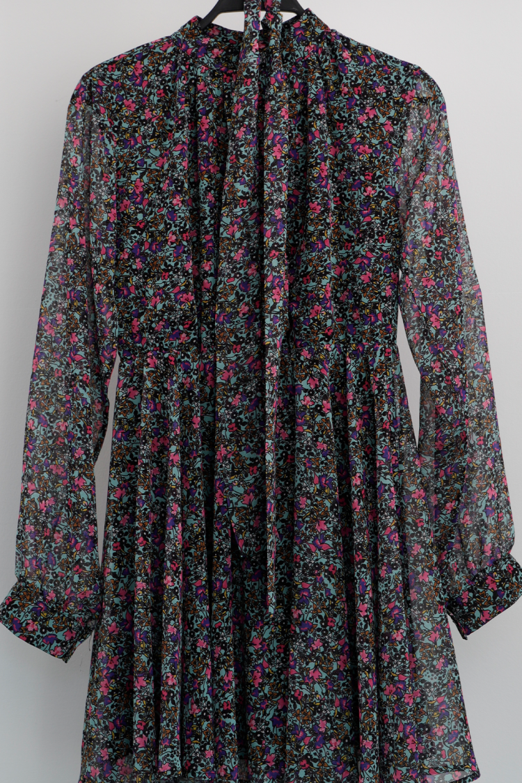 Dominant Collar Dress - Multicolor