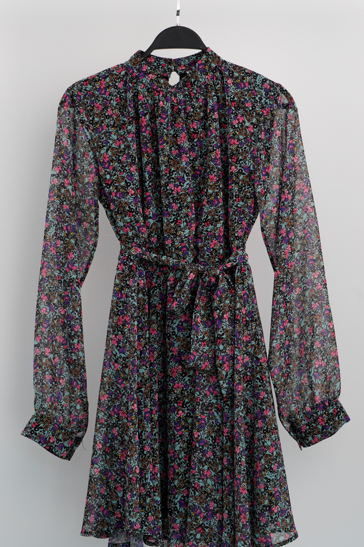 Dominant Collar Dress - Multicolor
