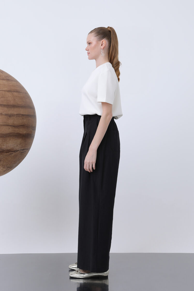 Women's Pleated Basic Pants