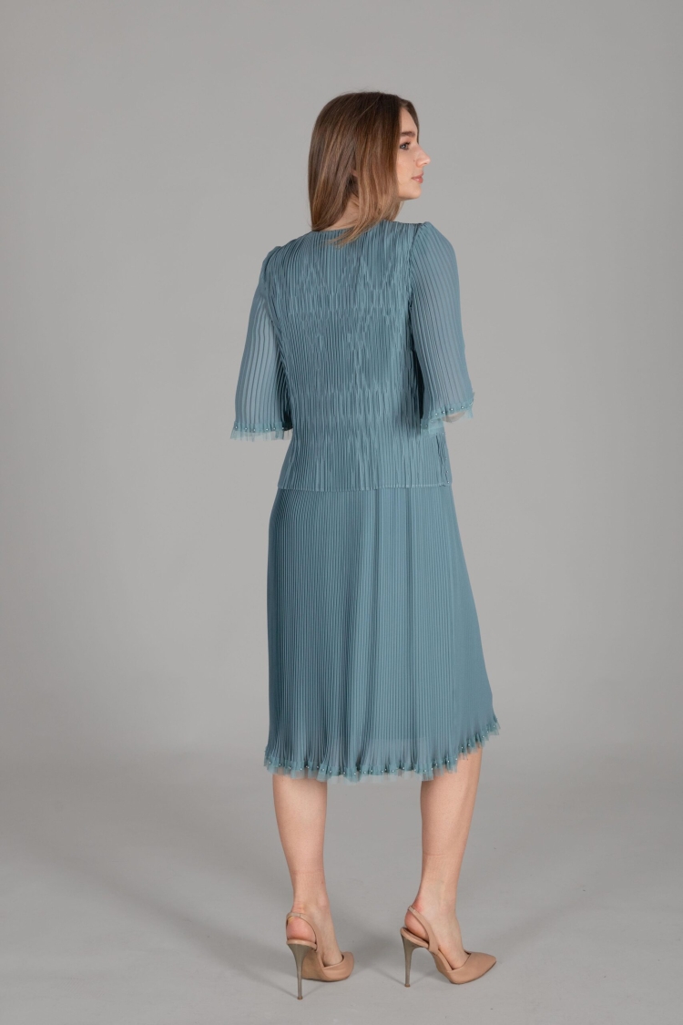 Round Neck Pleated Chiffon Dress