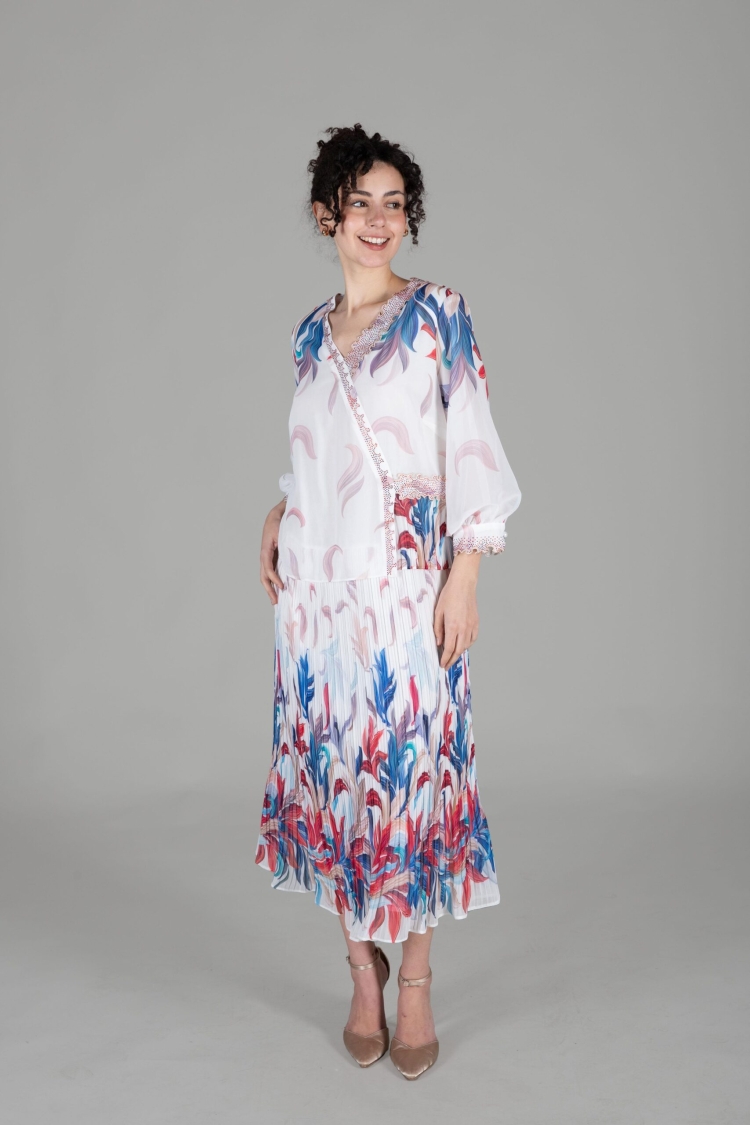 V Neck Mars Empirme Dress
