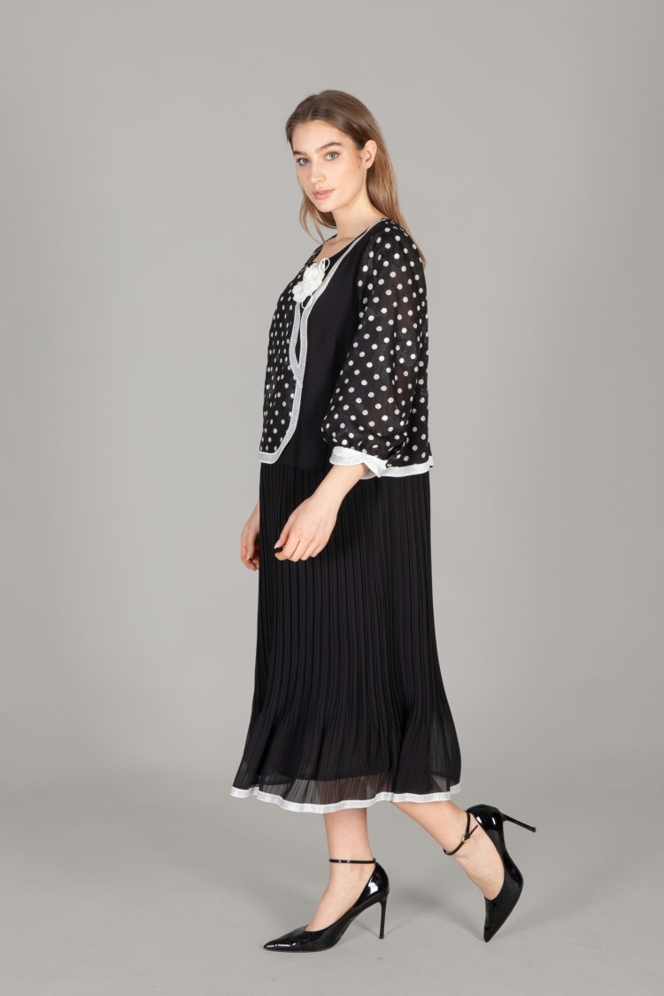 Round Neck Chiffon Dress