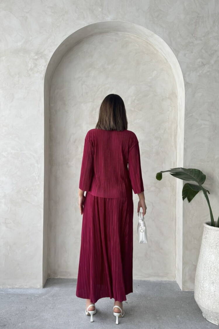 Pleise Skirt - Burgundy