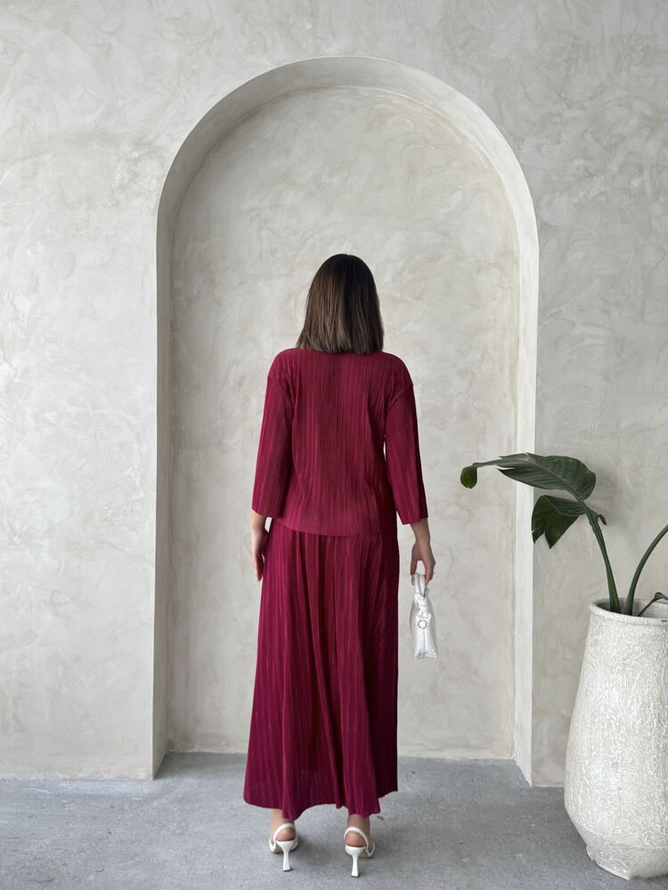 Pleise Skirt - Burgundy