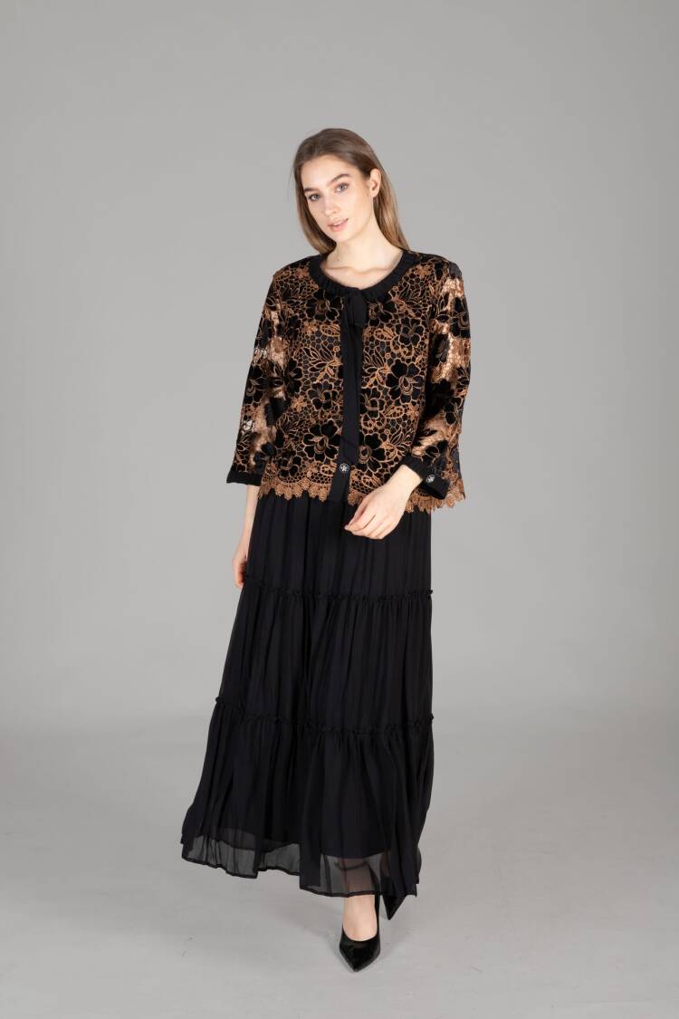 Round Neck Embroidered Velvet Jacket Chiffon Skirt - Multicolor