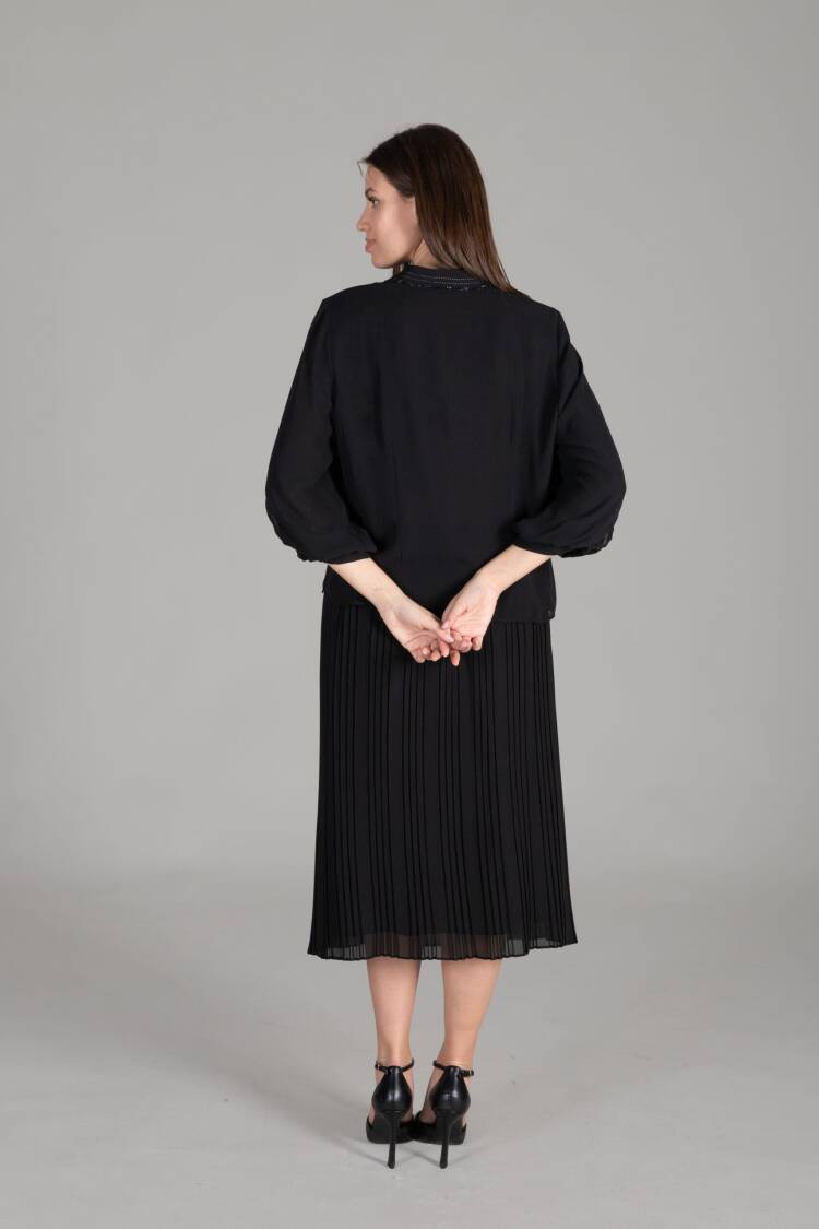 Judge Collar Chiffon Set