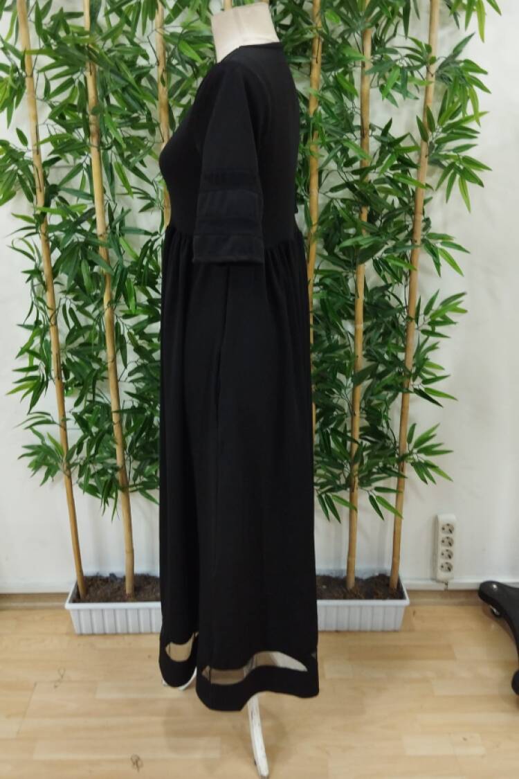Women's Short Sleeve Crew Neck Tulle Detailed Janjan Crepe Maxi Dress - Black