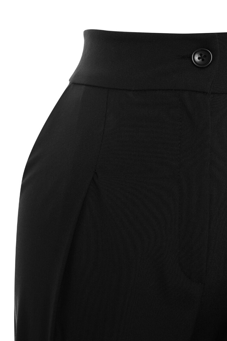 Trousers Suit