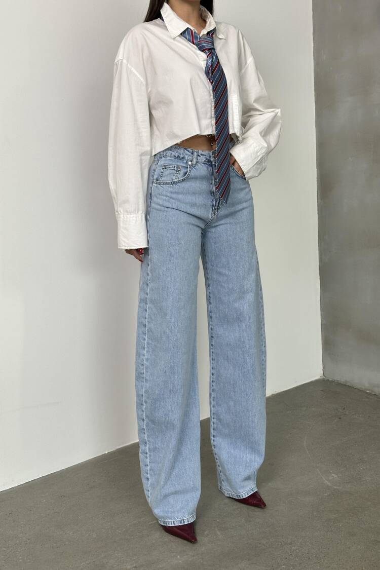 High Waist Leg Length Balloon Cut Barrel Fit Light Blue Jeans