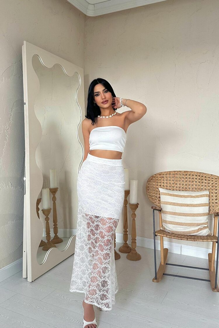 Wholesale White Lace Detailed Skirt
