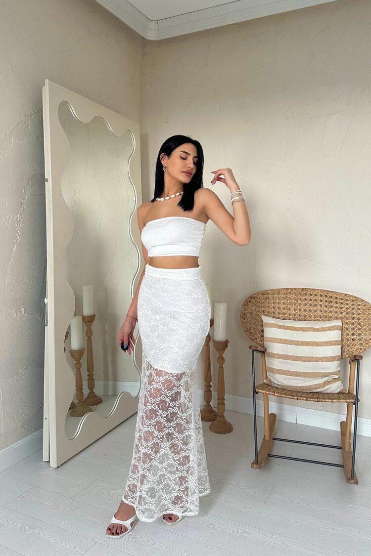 Wholesale White Lace Detailed Skirt