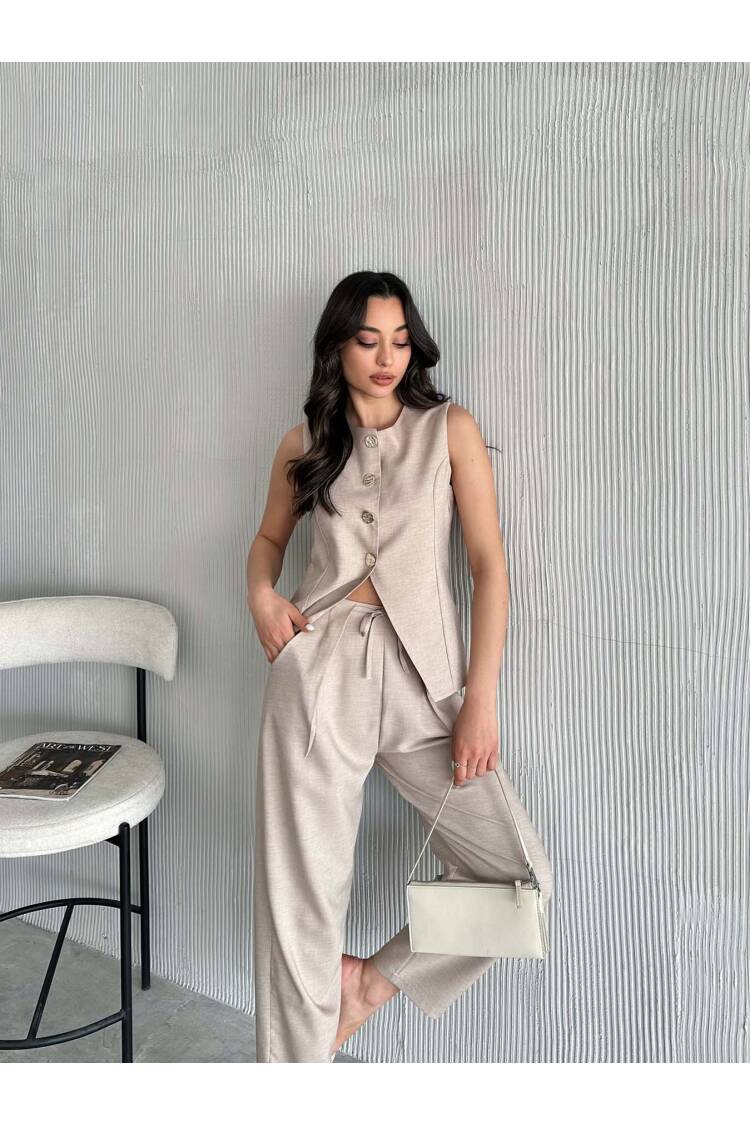 Gold Buttoned Vest Pleated Trousers Set - Beige