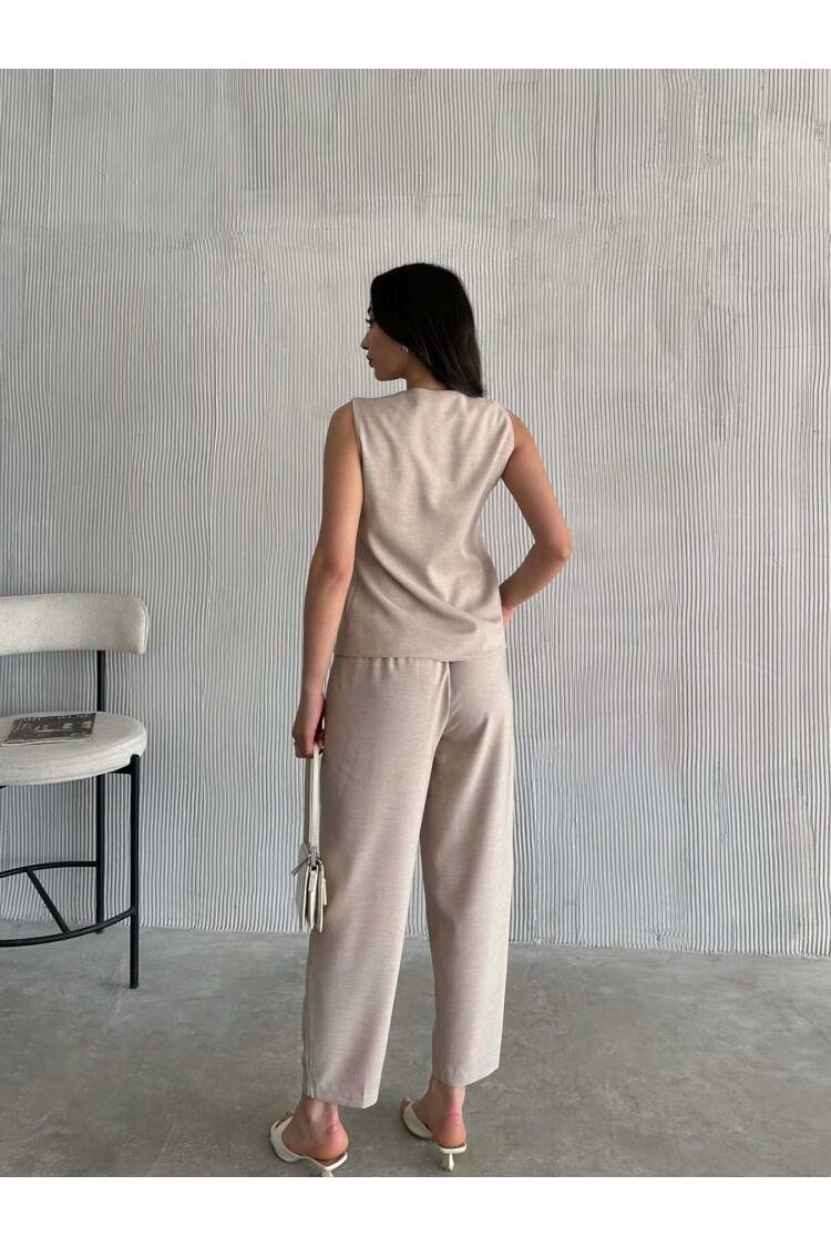 Gold Buttoned Vest Pleated Trousers Set - Beige