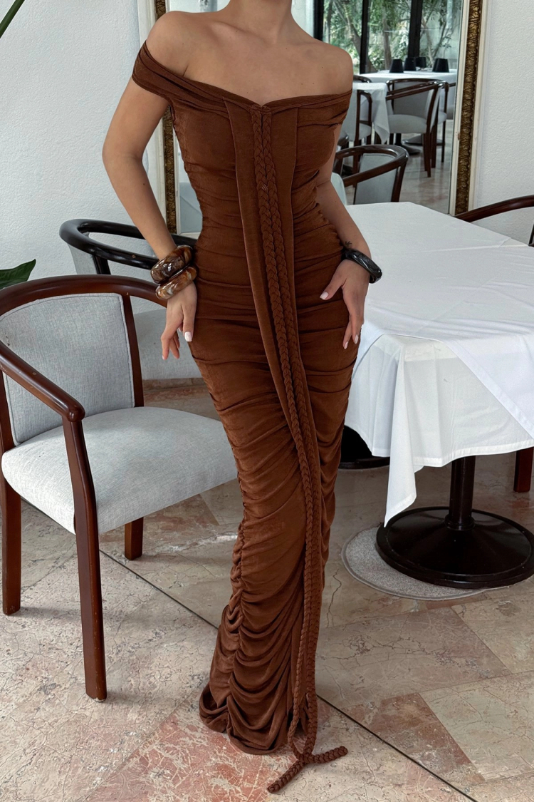 Naselinta Dress