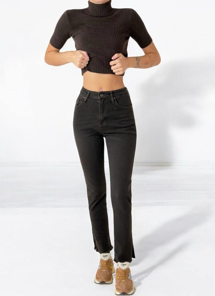 Mia DarkJeans