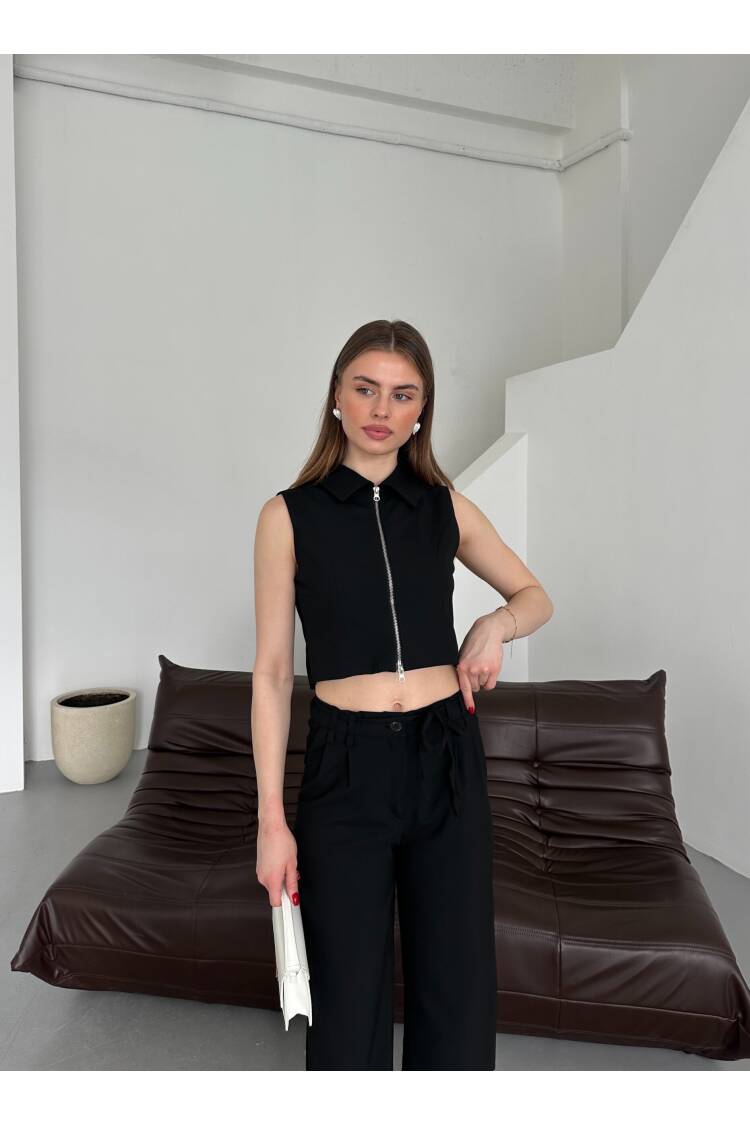 Zero Sleeve Vest Suit