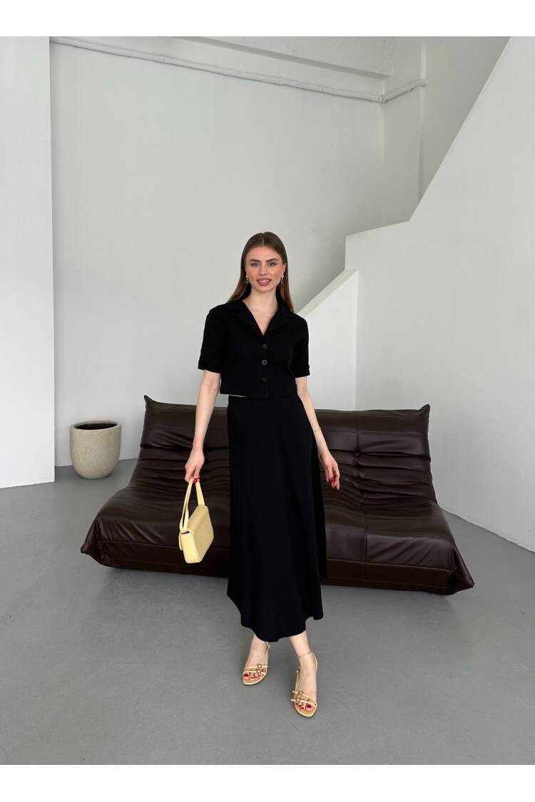 Half Sleeve Skirt Suit