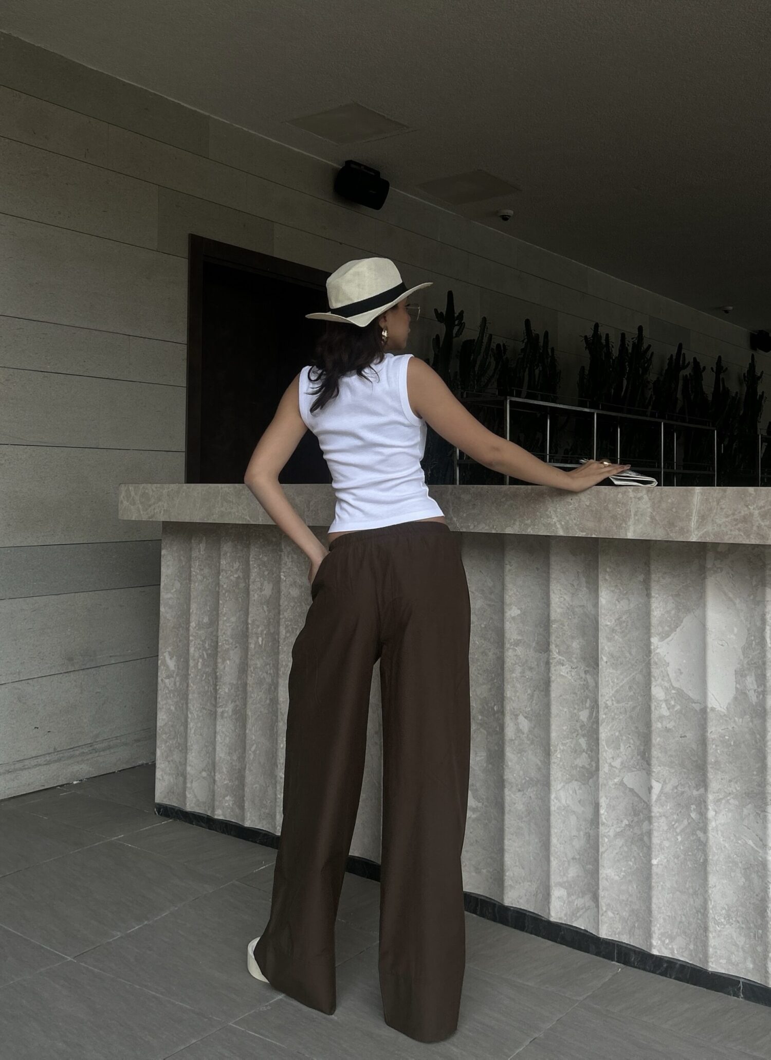 Coffee Poplin Fabric Waist Elastic Pocket Pants 29083 - First Angels - Globality Store - Women Clothes Wholesale Turkey