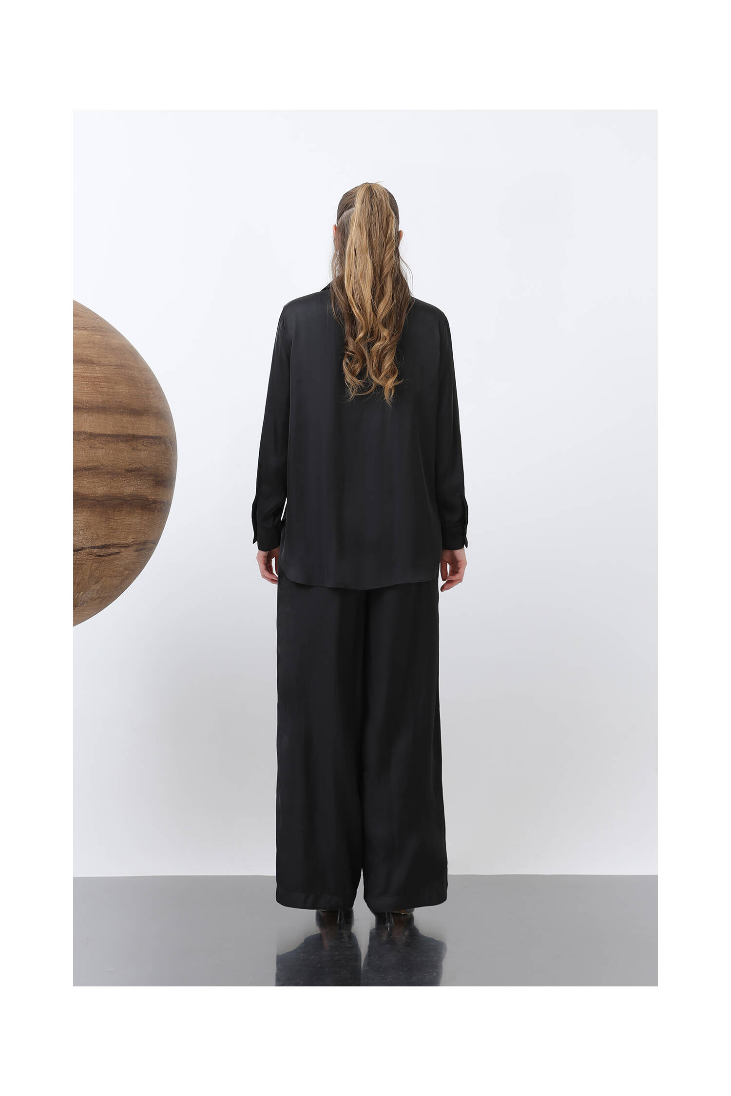Women's Satin Tie Waist Pants - Brand: SOUL - Women's Clothing Wholesale - Globality Store