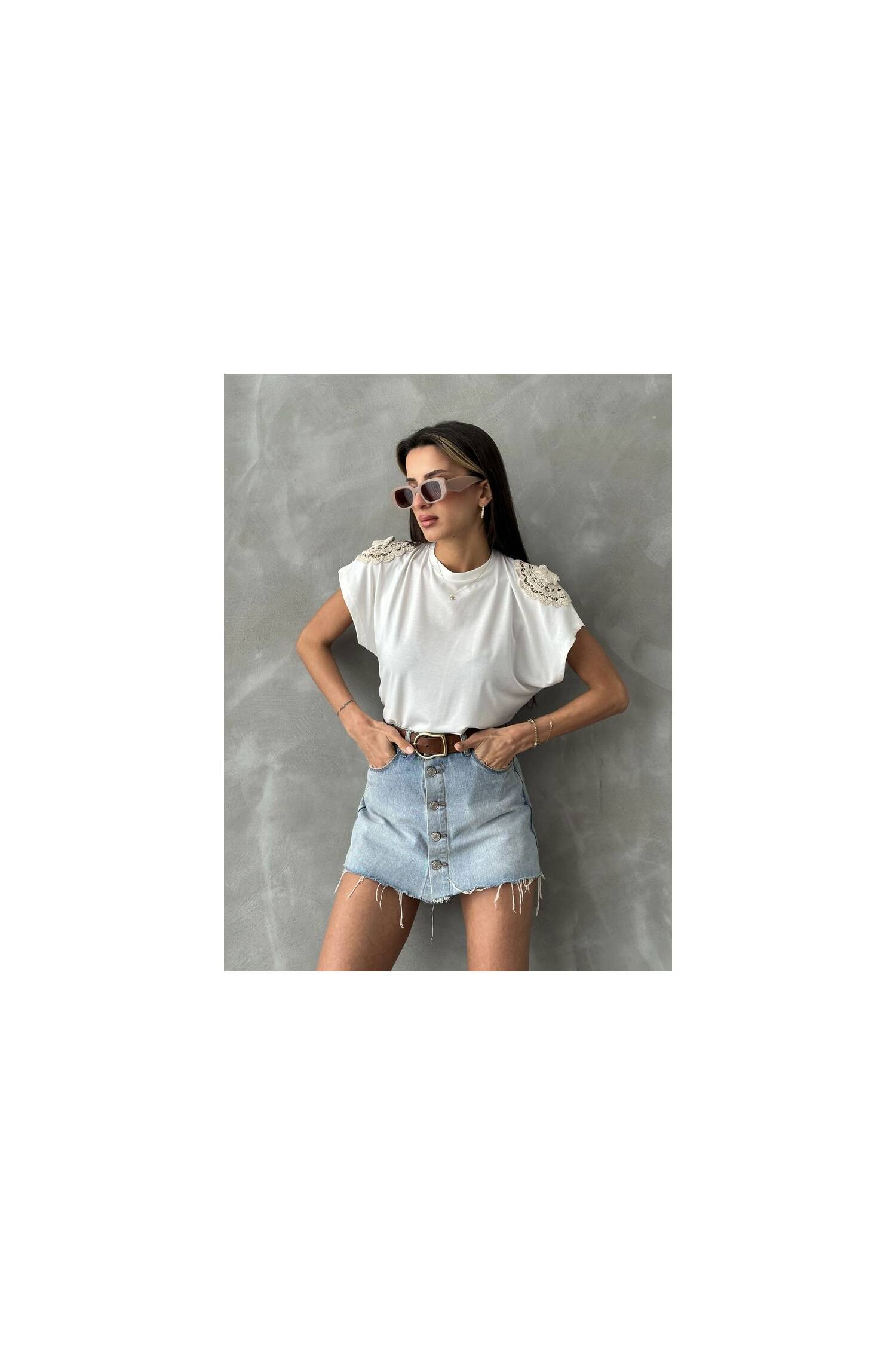 Lace Shoulder T-Shirt - Brand: Topshow - Women's Clothing Wholesale - Globality Store