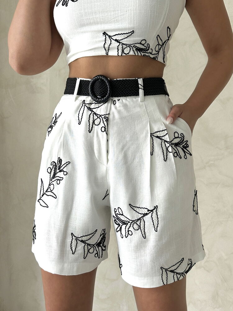 Embroidered Shorts - Cream