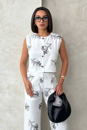 Embroidered Sleeveless Shirt - Cream - Topshow - Globality Store - Women Clothes Wholesale Turkey