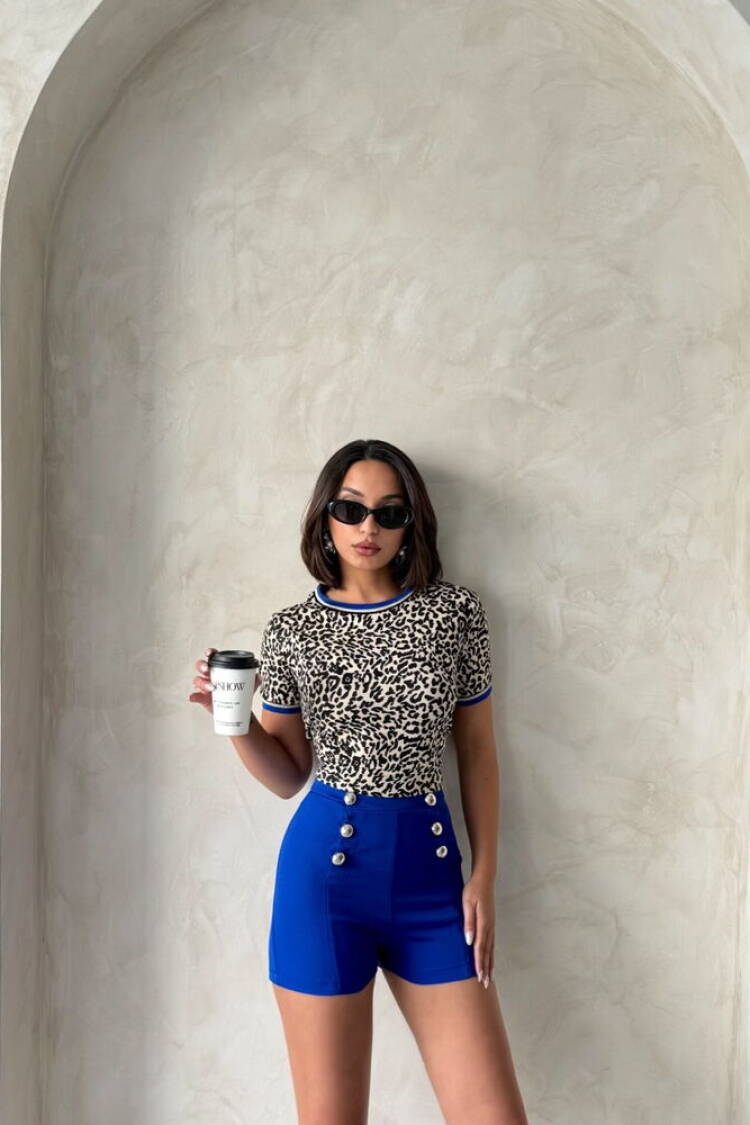 Saks Ornament Buttoned Wholesale Shorts