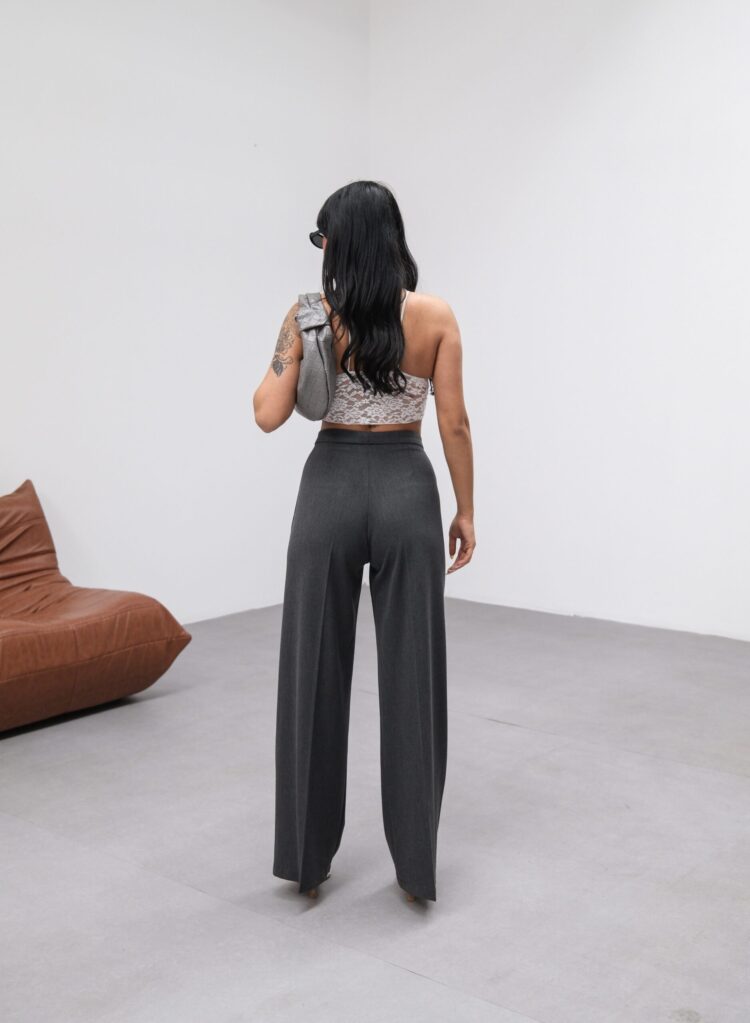 230 Gr Poly Viscose Lycra Metal Button Palazzo Pants