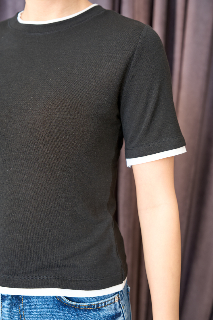 Two-tone Short Sleeve T-Shirt - -ecru