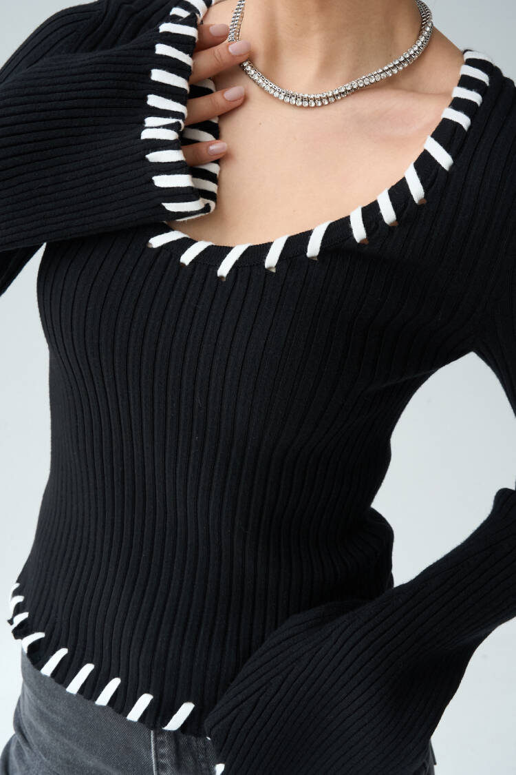 Collar Color Transition Sweater - -bone
