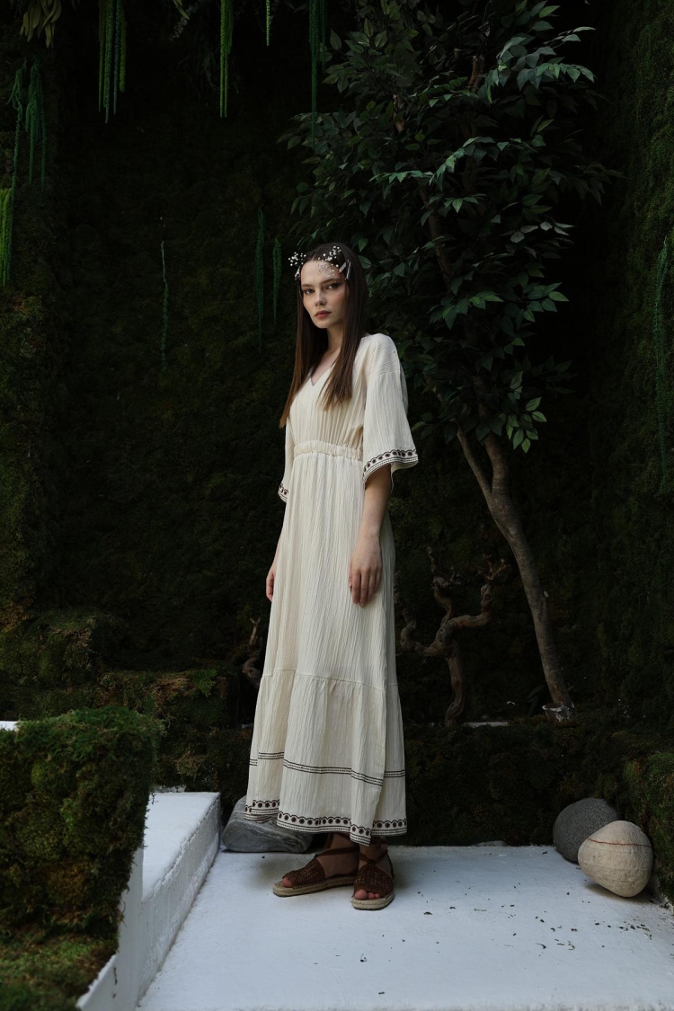 Sleeve And Skirt Embroidered Dress - Stone