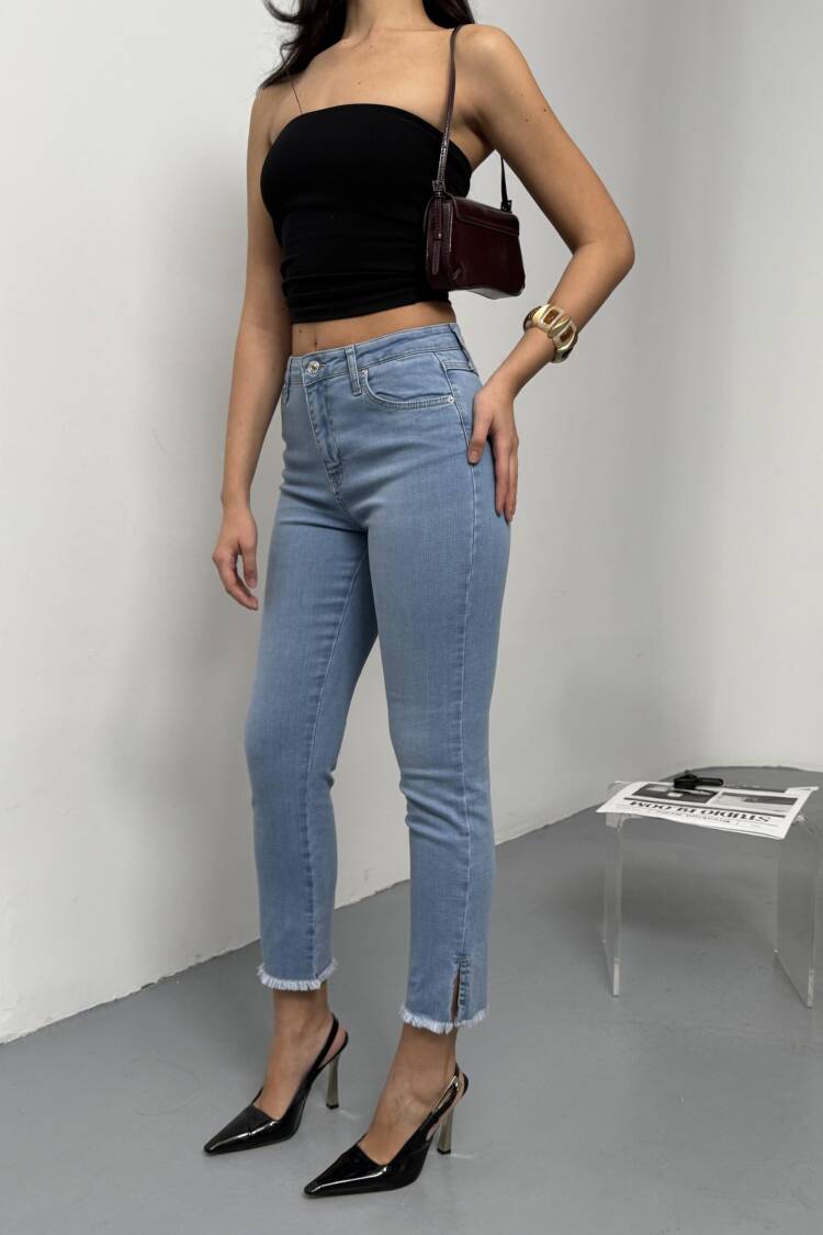 High Waist Leg Cut Out Tassel Detailed LightJeans Pants - LACARINO - Globality Store - Women Clothes Wholesale Turkey