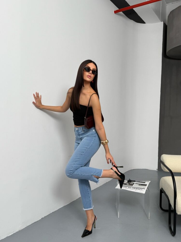 High Waist Leg Cut Out Tassel Detailed LightJeans Pants