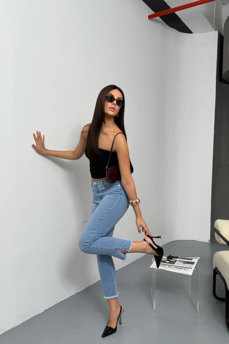 High Waist Leg Cut Out Tassel Detailed LightJeans Pants