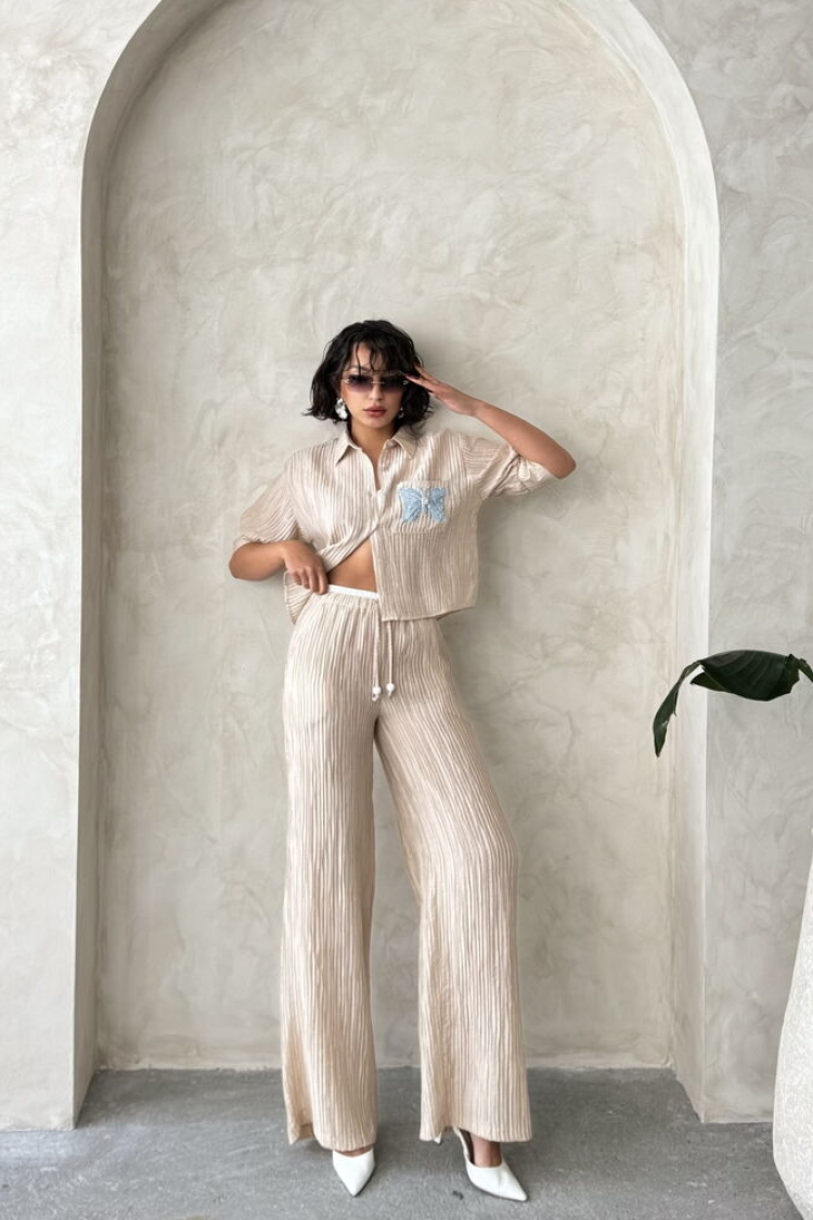 Butterfly Detailed Pleated Shirt