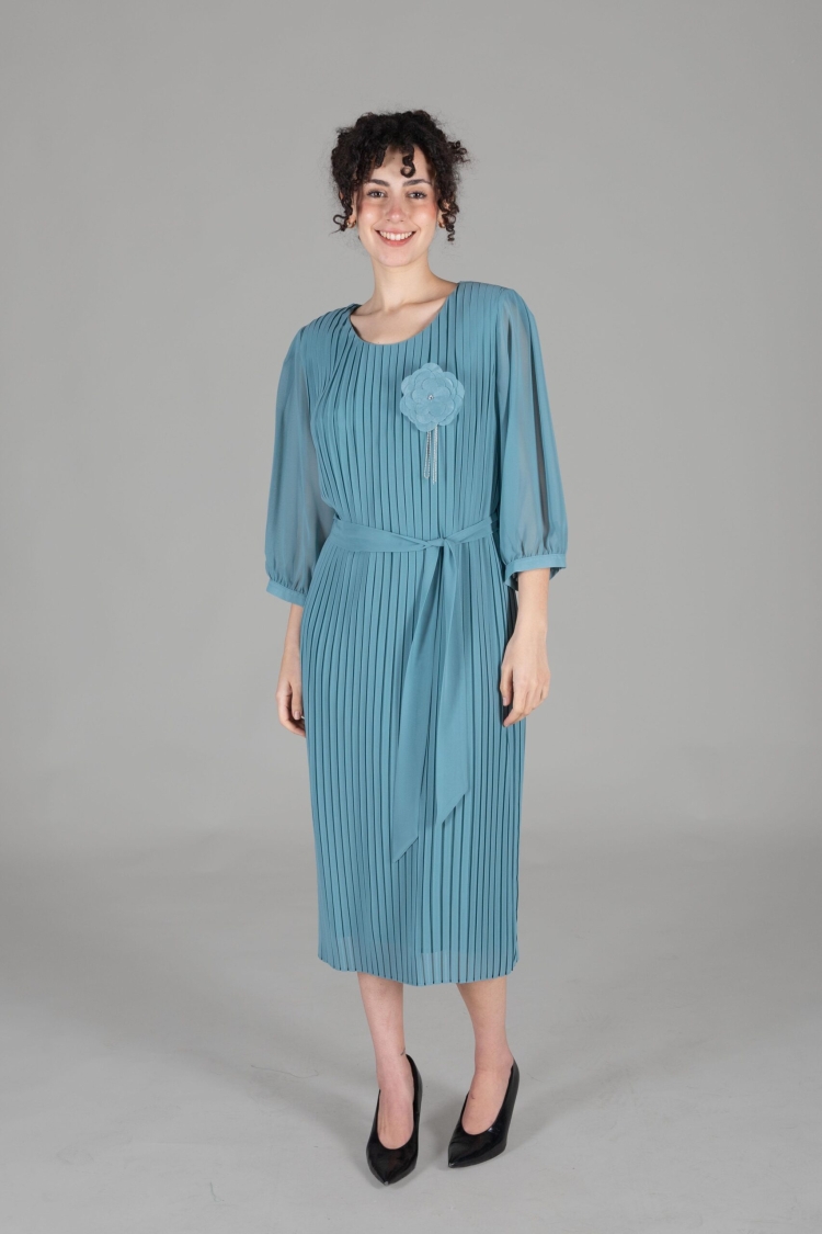 Round Neck Pleated Dress - GUMANIZE - Globality Store - Women Clothes Wholesale Turkey