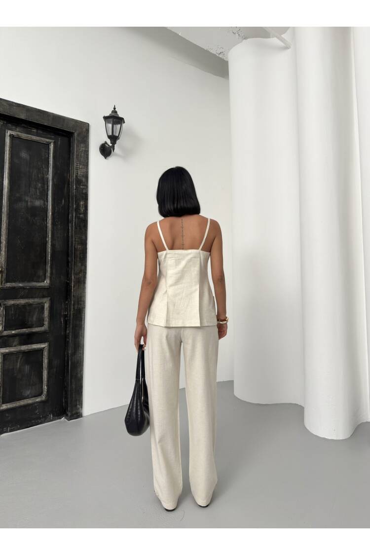 Rope Hanging Suit