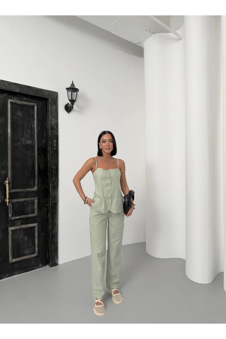 Rope Hanging Suit