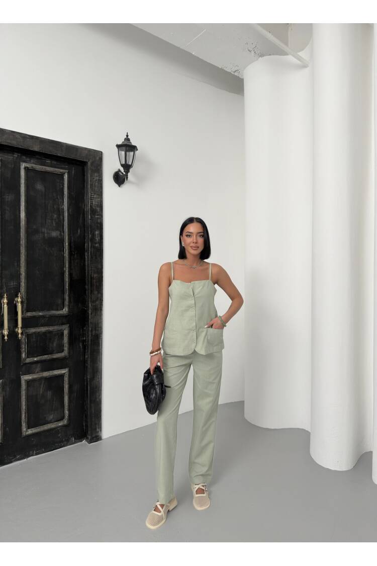 Rope Hanging Suit