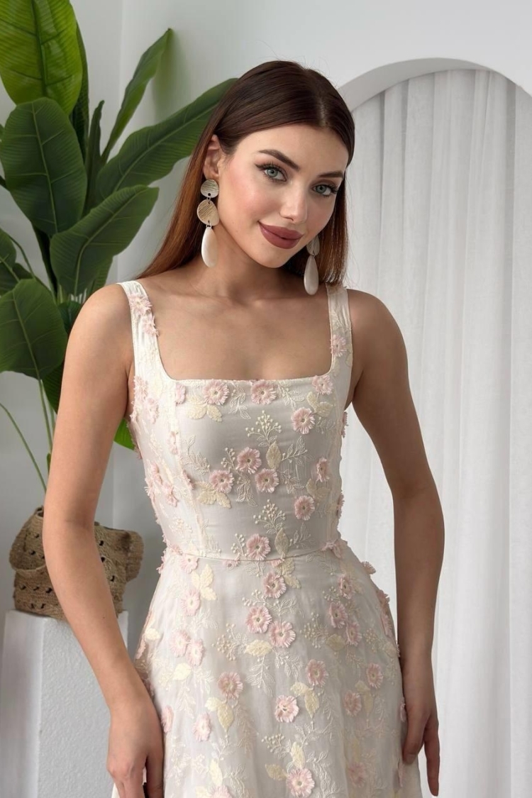 Tufe Floral Detailed Dress