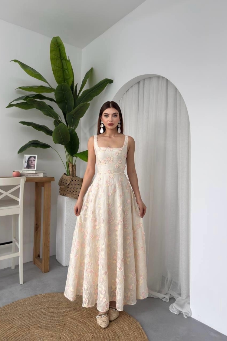 Tufe Floral Detailed Dress