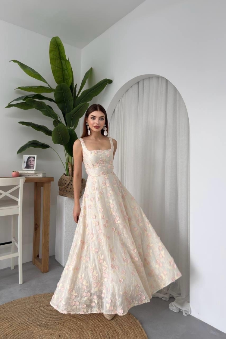 Tufe Floral Detailed Dress