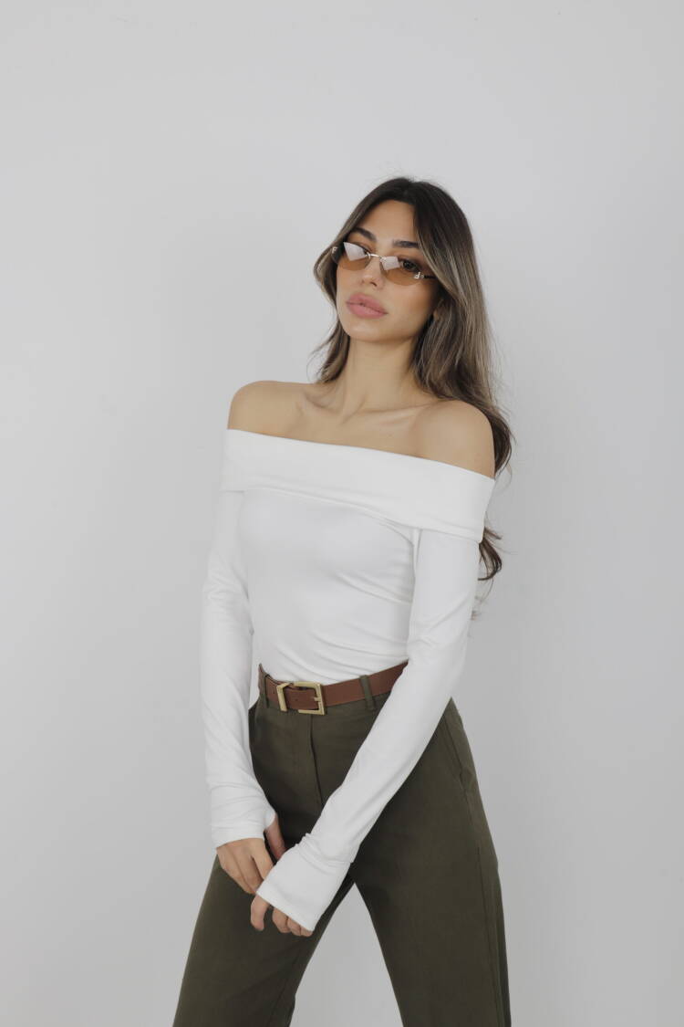Crop Long Shoulder Detailed
