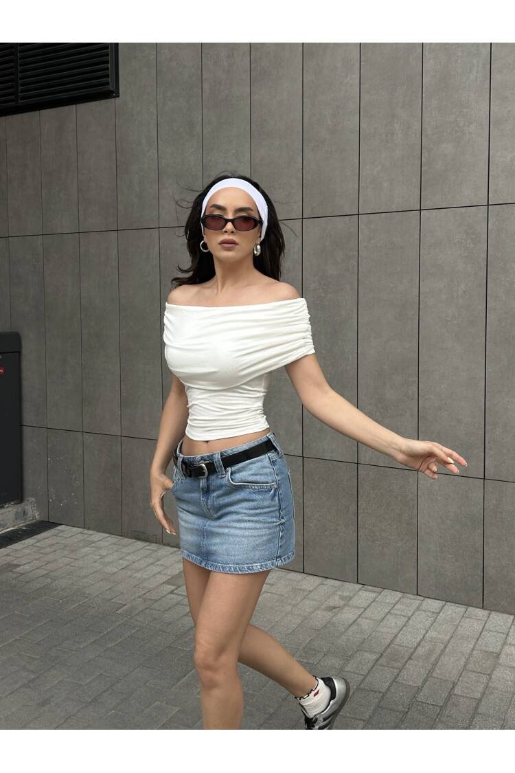 Madonna Collar Lycra Viscose Short Sleeve Blouse 29124