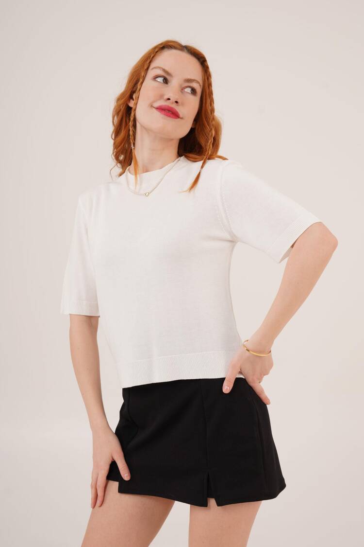 Half Sleeve Round Neck Lycra Wholesale SlimSweater Blouse
